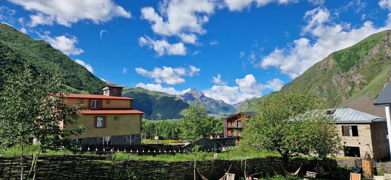 Kazbegi Cottages Экстерьер фото